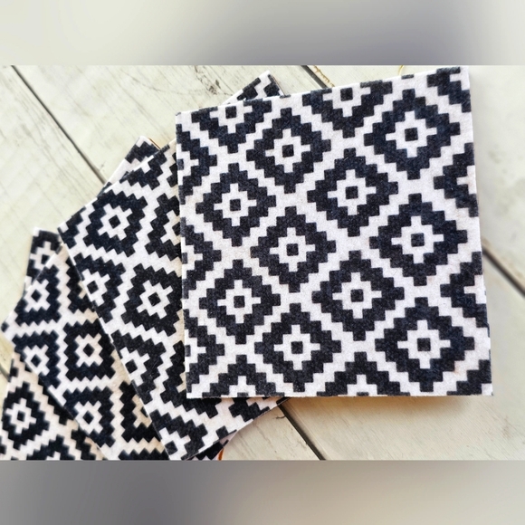 Handmade 4x4  Aztec Wood Chevron Print Felt Coasters Set of 4 Black & White - Picture 2 of 3